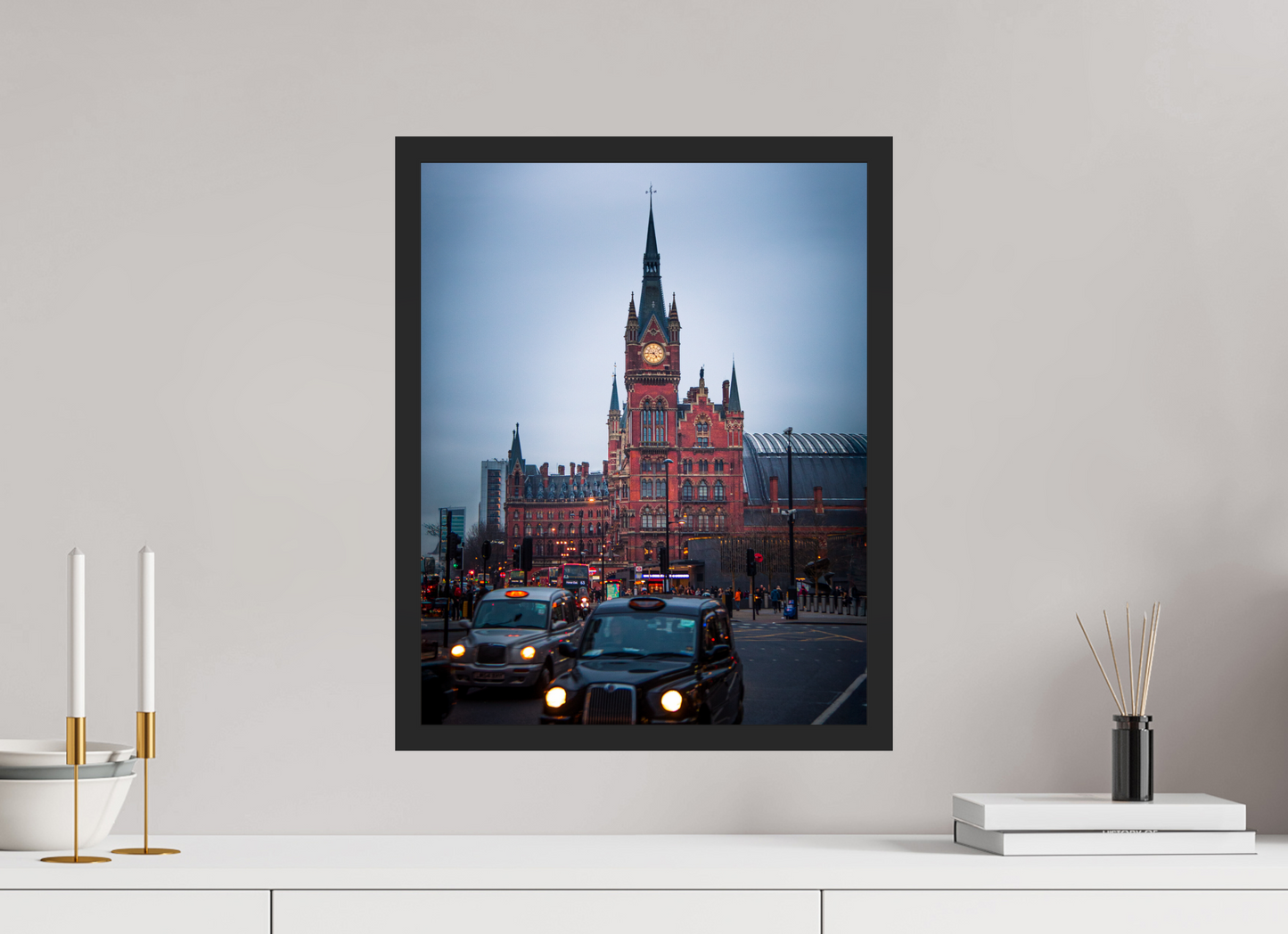 Evening Rush – St. Pancras Station in Full Colour - Othervariant prints