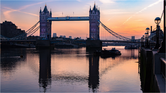 Main image Tower Bridge at Dusk – Fine Art Photography Print