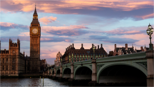 Big Ben at Dusk - Thames Serenity - Othervariant prints